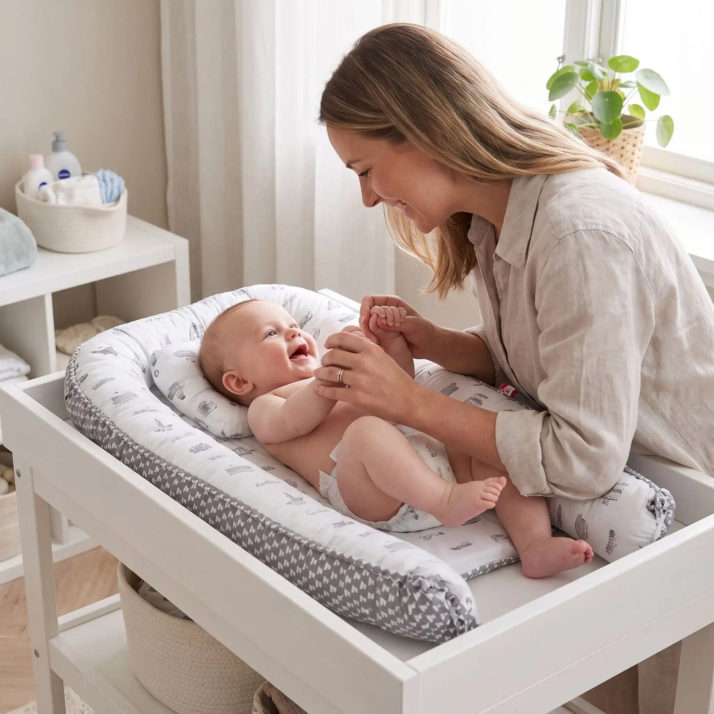 bebe gazouille avec bebe reducteur de lit coton nomade